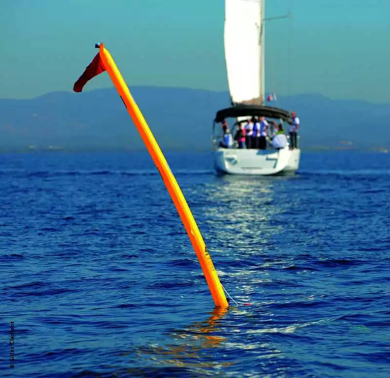 Perche IOR gonflable JONBUOY DANBUOY Mk3 Container blanc
