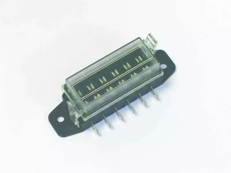Boîte 4 fusibles à fiches 4 voies couvercle translucide étanche