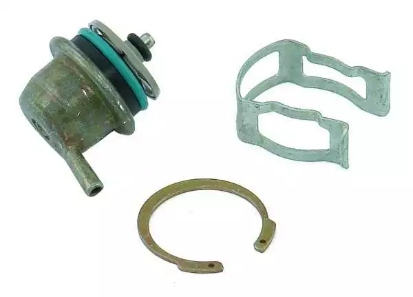 Régulateur de pression MCM MIE 7.4L MPI (L29) sur rail d'alimentation Mercruiser