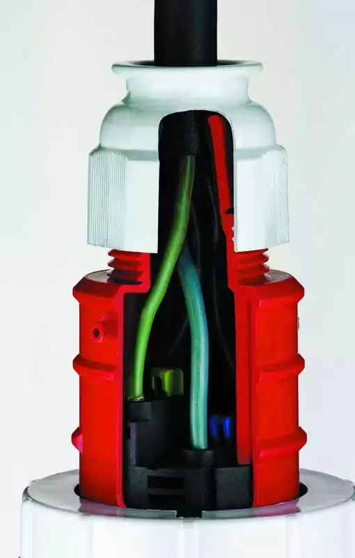 Prise marine Socle de connecteur en saillie 2 phases + terre 16A