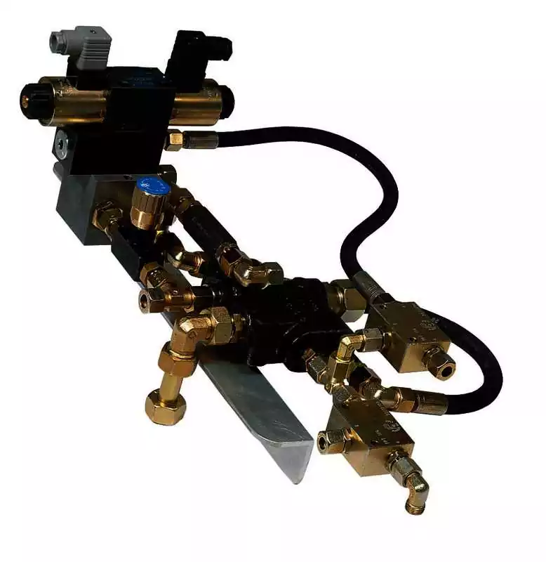 Unité de controle solenoide 12-24 V pour commande hydraulique ou pilote automatique