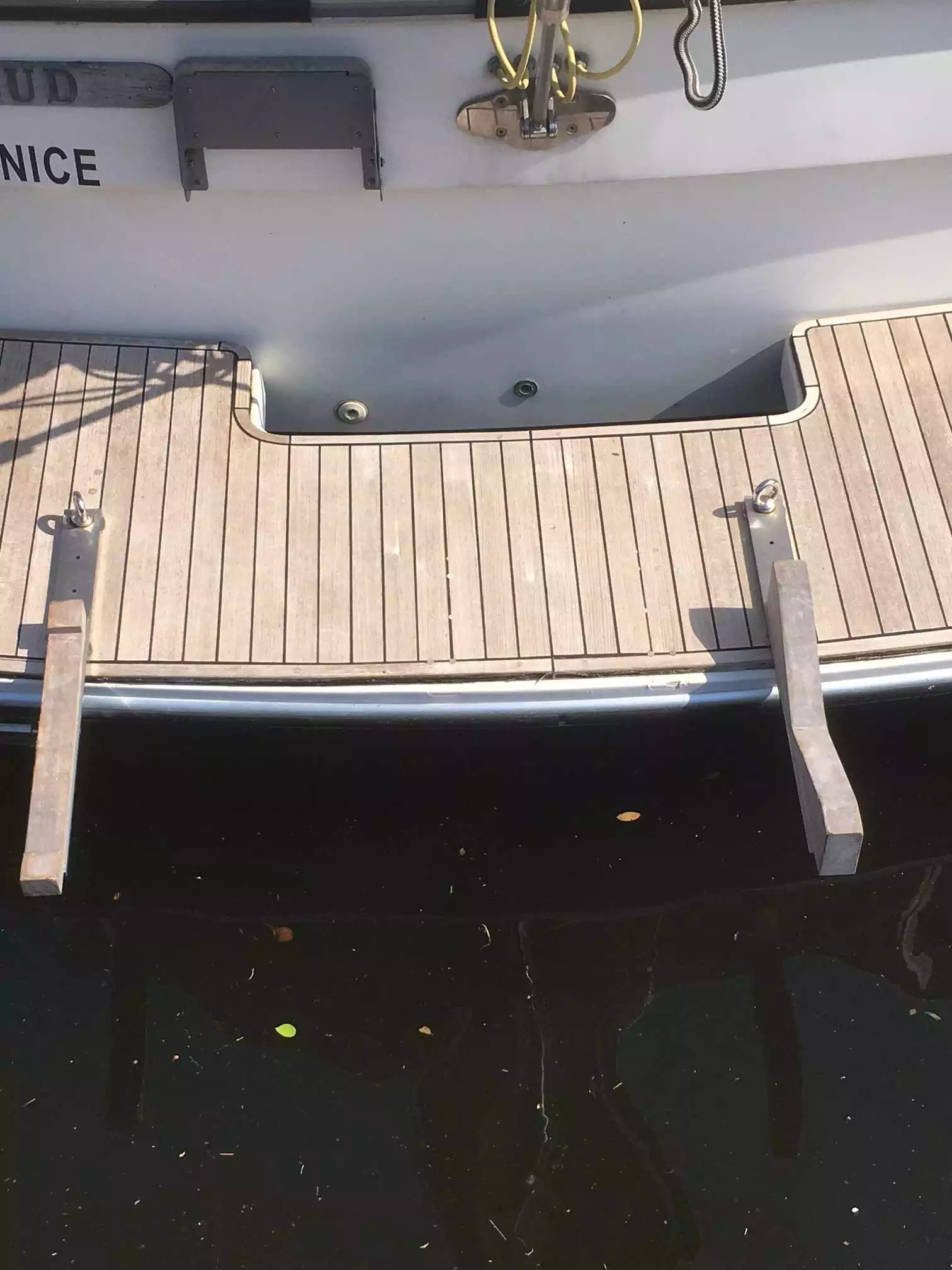 Ber support annexe plage arrière bateau