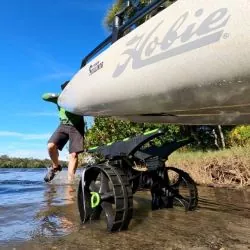 C-Tug R avec roues Kiwi anti-crevaison modèles larges et lourds tous terrains