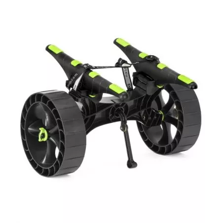 C-Tug R avec roues Sandtrakz efficace sur surfaces sablonneuses