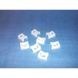 100 Embases adhésives Colring 30 x 25 mm pour colliers largeur maxi 4,6 mm