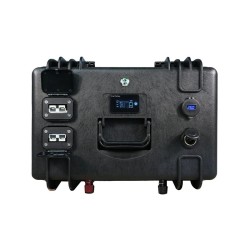 Batterie valise lithium LiFePO4 étanche IP65 25,6V 100Ah 2560Wh Bluetooth