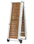 Passerelle pliante en alliage léger : ultra compacte & résistante